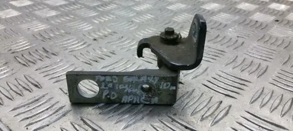 Ford Galaxy Front door lower hinge 