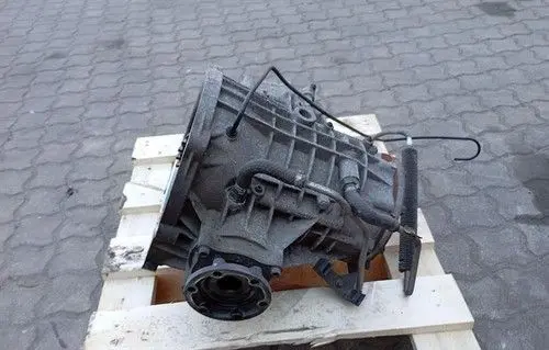 Aston Martin DB9 Rear differential/diff mount bracket 4G434200AA