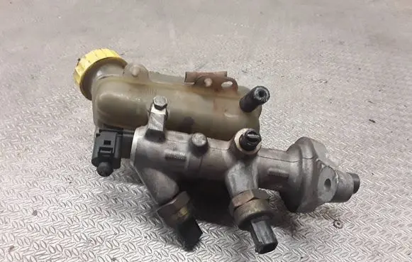 Audi A2 Master brake cylinder 8Z1611301B