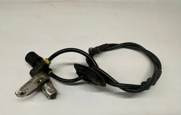 Mercedes-Benz E W124 ABS wheel speed sensor 1245401717