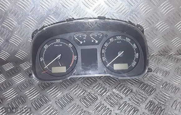 Skoda Octavia Mk1 (1U) Speedometer (instrument cluster) 1U0920811F