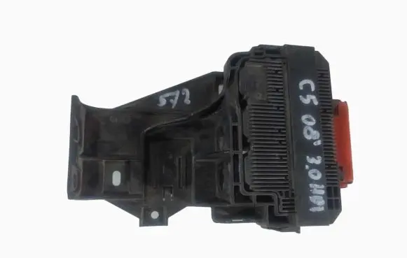 Citroen C5 Aircross Fuse module 9659953180