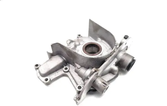 Opel Insignia A Oil pump 