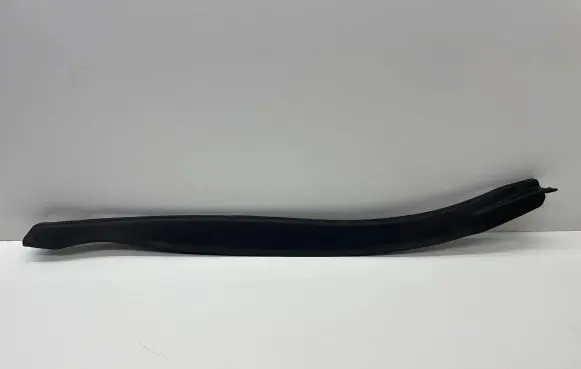 Volkswagen Jetta V Other front door trim element 1K5837382D
