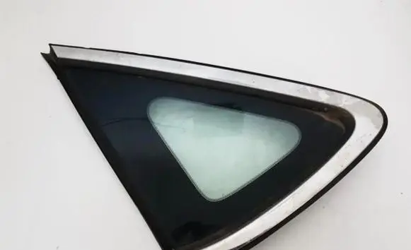 Mazda 6 Rear side window