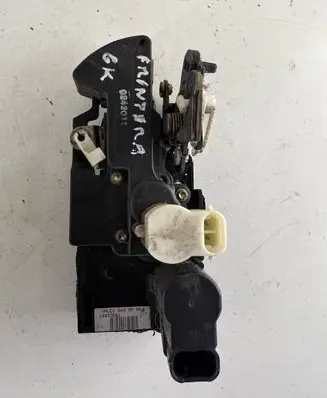 Opel Frontera B Rear door lock 16637561 VALEO26499A8