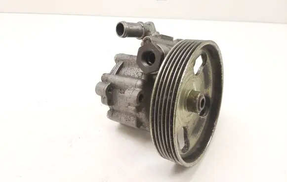 Peugeot 607 Power steering pump
