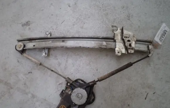 KIA Sephia Rear door window regulator with motor