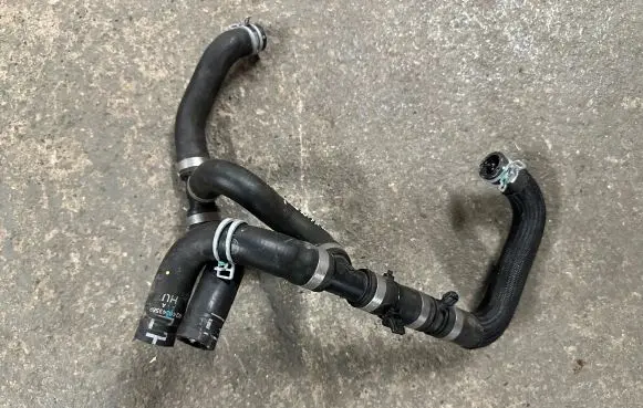 Renault Arkana Engine coolant pipe/hose