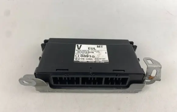 Subaru Outback Alarm control unit/module 88281AG510