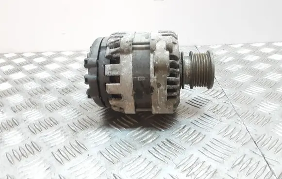Opel Insignia A Generator/alternator 13579668
