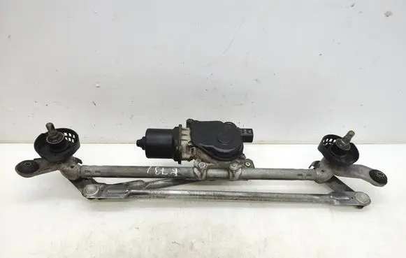 Nissan Qashqai Front wiper linkage and motor MP031716 6404C004