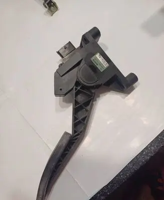 Opel Zafira A Accelerator throttle pedal 09128851 0281002278 96520147
