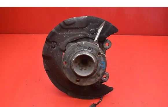 BMW X3 E83 Front wheel hub spindle knuckle