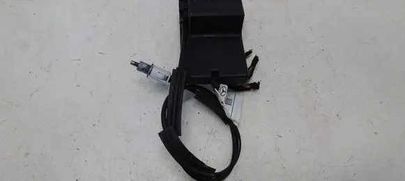 Mercedes-Benz Vito Viano W639 Ignition lock A6399007100 6399007100