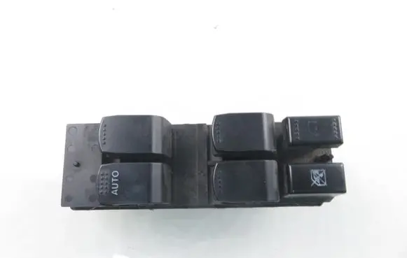 Suzuki SX4 Electric window control switch