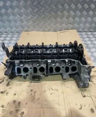 BMW 3 F30 F35 F31 Engine head 0713093007049 781260303 78126010300