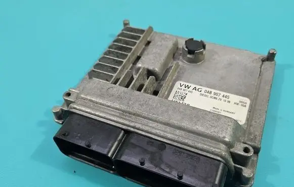 Skoda Fabia Mk3 (NJ) Engine control unit/module ECU 04B907445 IMPRK1598270