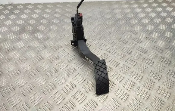 Volkswagen Transporter - Caravelle T7 Accelerator throttle pedal 5Q1723503K