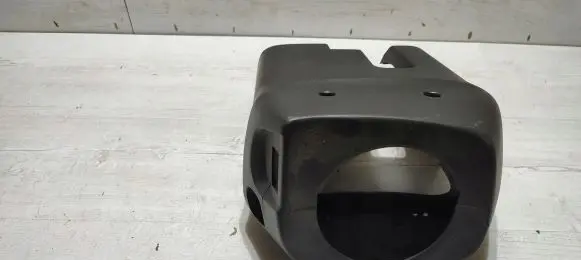Renault Captur Steering wheel column trim