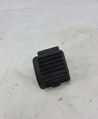 Audi A2 Dashboard side air vent grill/cover trim 8Z0820902C