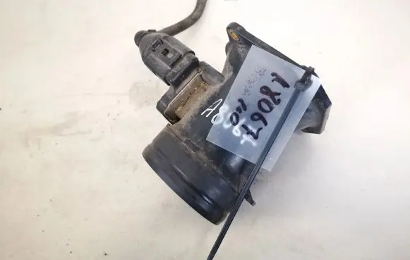 Opel Zafira B Mass air flow meter 06a906461b afh60-10c