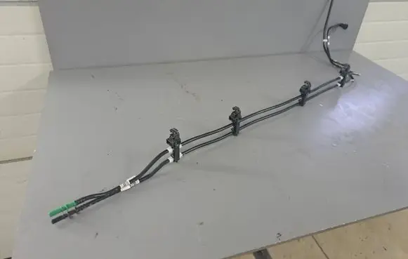 Dacia Sandero III Fuel line pipe 164460822R 175063078R