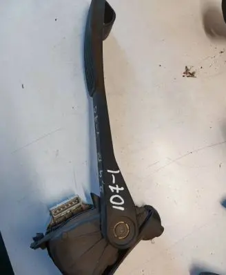 Volvo V70 Accelerator throttle pedal 9496821 00776918