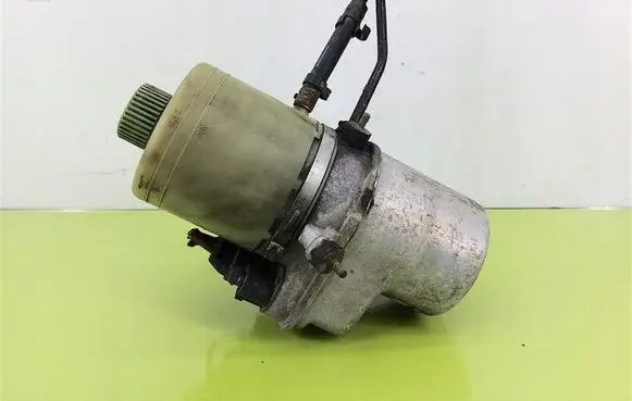 Seat Ibiza III (6L) Power steering pump 6Q0423156S