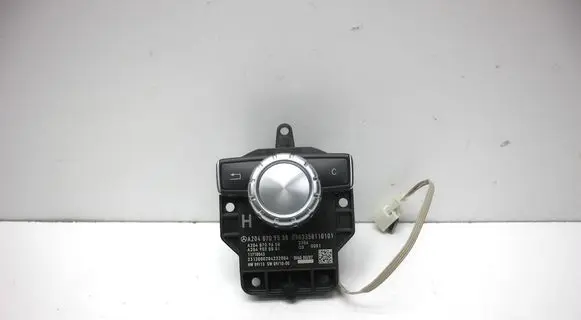 Mercedes-Benz C W204 Head unit multimedia control A2048709558