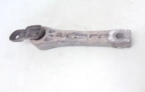 Volkswagen PASSAT B7 Engine mounting bracket 3C0199855J