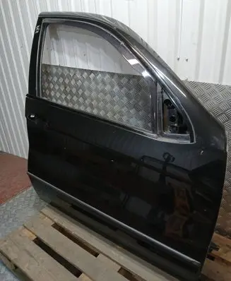 BMW X5 E53 Front door