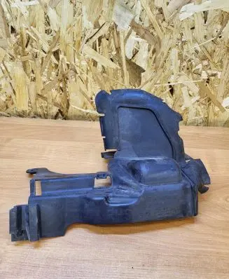 Volvo V60 Intercooler air channel guide 30796467
