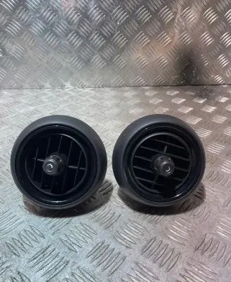 Mini One - Cooper F56 F55 Dashboard side air vent grill/cover trim 9262413