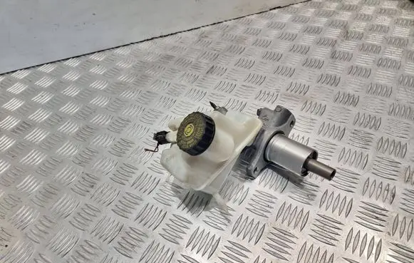 Mercedes-Benz E C207 W207 Master brake cylinder A2044300002