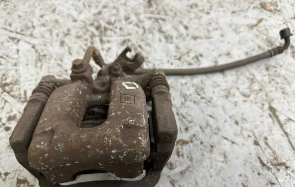 Opel Astra K Rear brake caliper