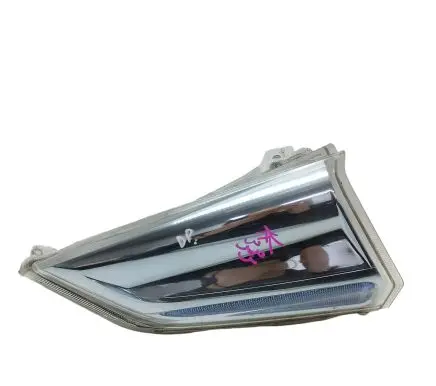 Nissan Leaf I (ZE0) Front indicator light 12V5W PPTD20
