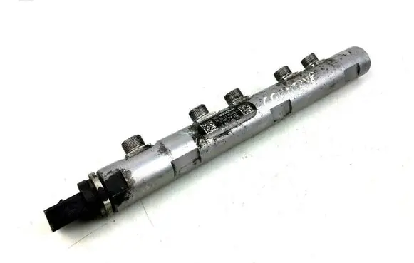 Mini Cooper Countryman R60 Fuel main line pipe 7823460 0445214237