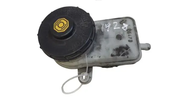 Brake fluid reservoir