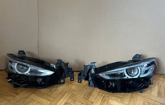 Mazda 6 Headlights/headlamps set 
