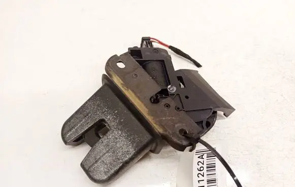 Volkswagen Jetta V Tailgate/trunk/boot lock/catch/latch 4F5827505C
