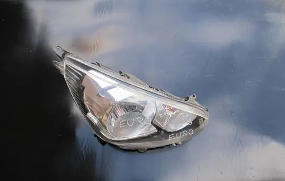 Mitsubishi Space Star Headlight/headlamp 8301C194 STANLEYW0504 W0504