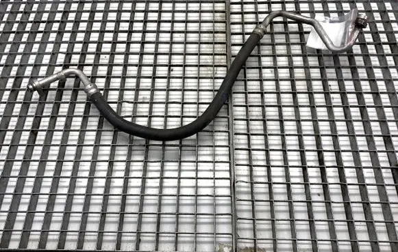 Renault Megane IV Air conditioning (A/C) pipe/hose 924549656R