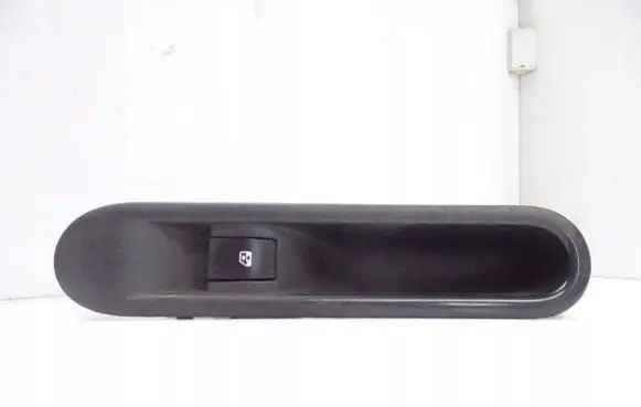 Renault Espace - Grand espace IV Quarter vent window switch 82000327947