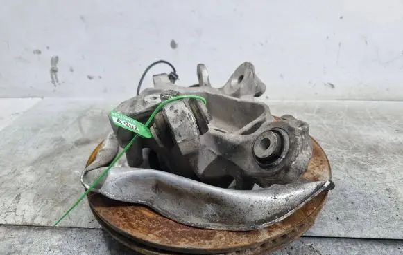 BMW X3 G01 Rear wheel hub 6871029 115772-10