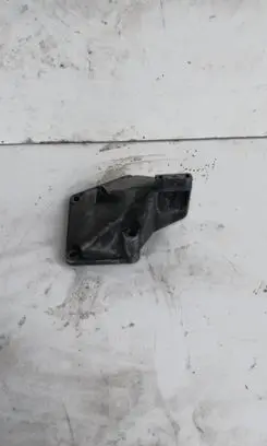 Audi A6 S6 C5 4B Engine mounting bracket 4b0199307c