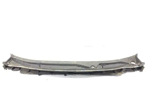 Renault Kadjar Wiper trim 668107243R
