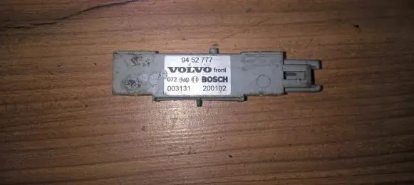 Volvo S60 Airbag deployment crash/impact sensor 9452777 003131