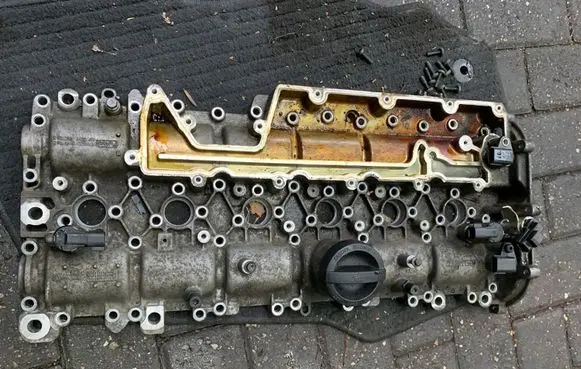 Volvo XC90 Rocker cam cover b6324s