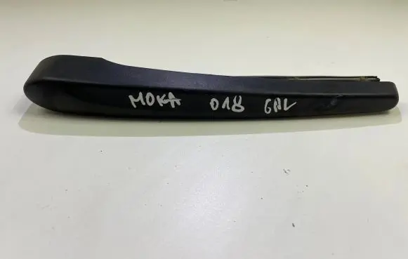Opel Mokka X Rear wiper blade arm